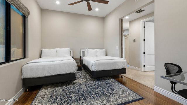 6119 E Gold Dust Avenue, Paradise Valley, AZ 85253