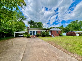 168 Collins Avenue, Forest City, NC 28043