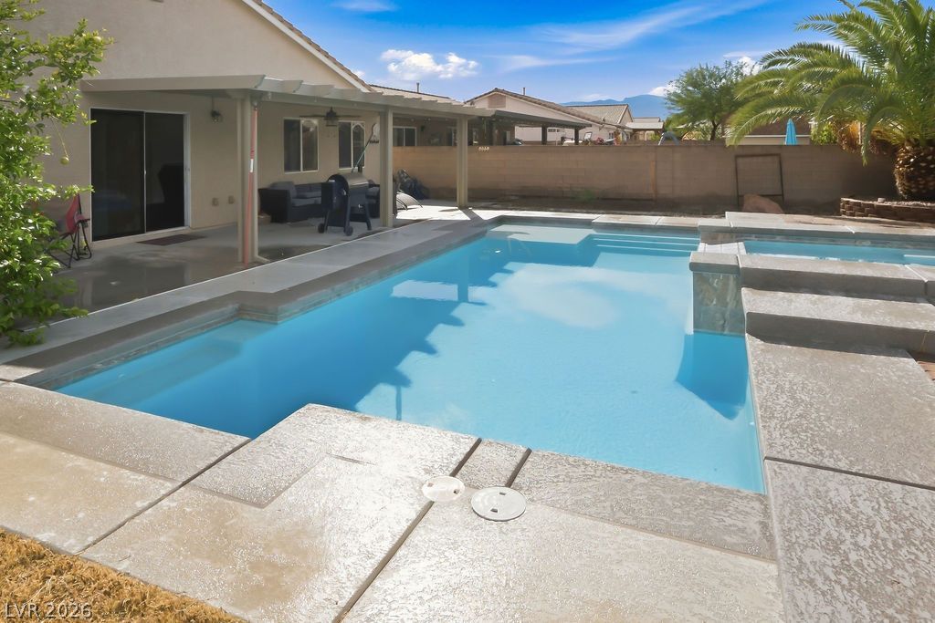 7916 Canyons Park Avenue, Las Vegas, NV 89131 — exterior