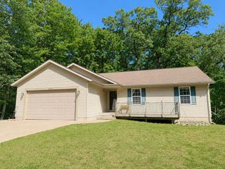 4122 Duck Lake Road, Fruitland Twp, MI 49461
