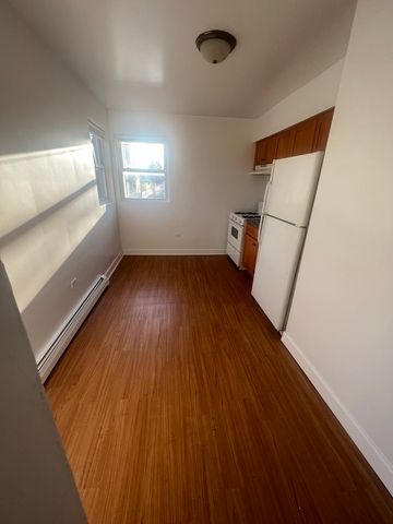 5741 W 35th Street 12F, Cicero, IL 60804