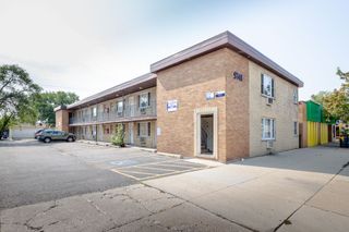 5741 W 35th Street 12F, Cicero, IL 60804