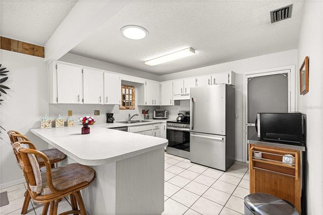 8645 SW 94TH LANE C, Ocala, FL 34481