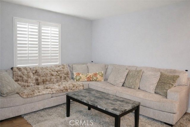 6971 Sagebrush Way, Fontana, CA 92336