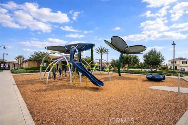 6971 Sagebrush Way, Fontana, CA 92336