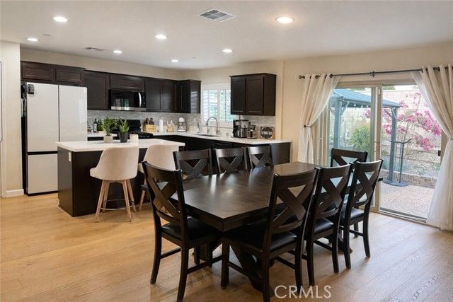 6971 Sagebrush Way, Fontana, CA 92336