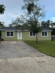 2549 OLIVE AVENUE, Lake Wales, FL 33898