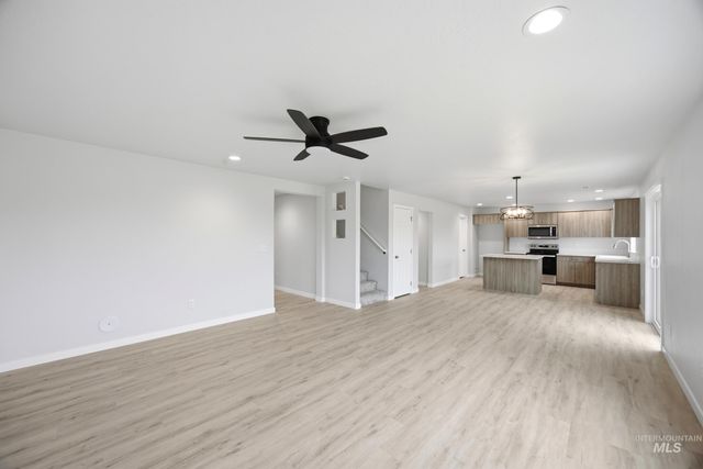 1357 Sunday River St, Middleton, ID 83644
