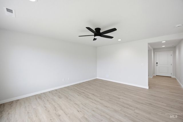 1357 Sunday River St, Middleton, ID 83644