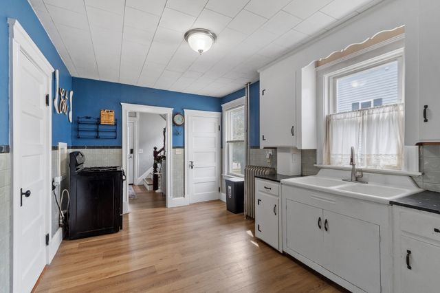 422 Groveland St., Haverhill, MA 01835