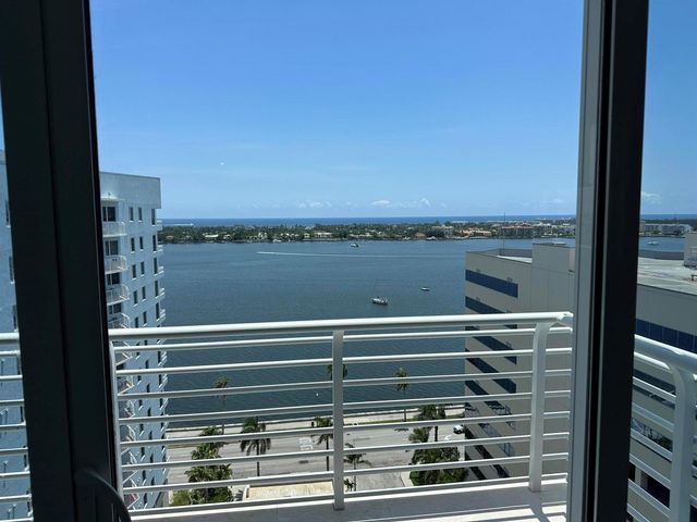 1551 N Flagler Drive (annual/seasonal) Uph 11, West Palm Beach, FL 33401