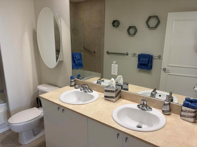 1551 N Flagler Drive (annual/seasonal) Uph 11, West Palm Beach, FL 33401
