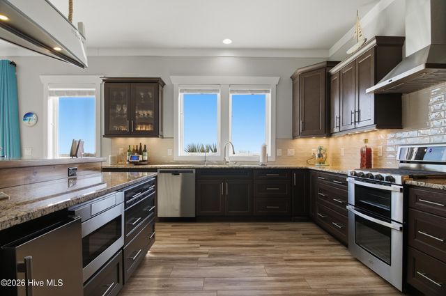 1044 Mallard Bay Road, Hampstead, NC 28443