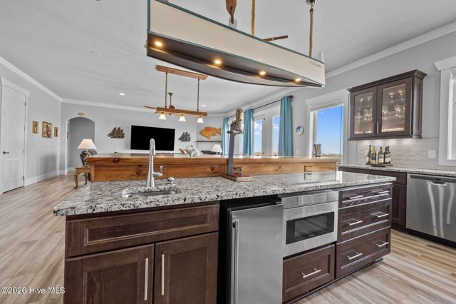 1044 Mallard Bay Road, Hampstead, NC 28443