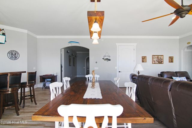 1044 Mallard Bay Road, Hampstead, NC 28443