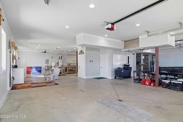 1044 Mallard Bay Road, Hampstead, NC 28443