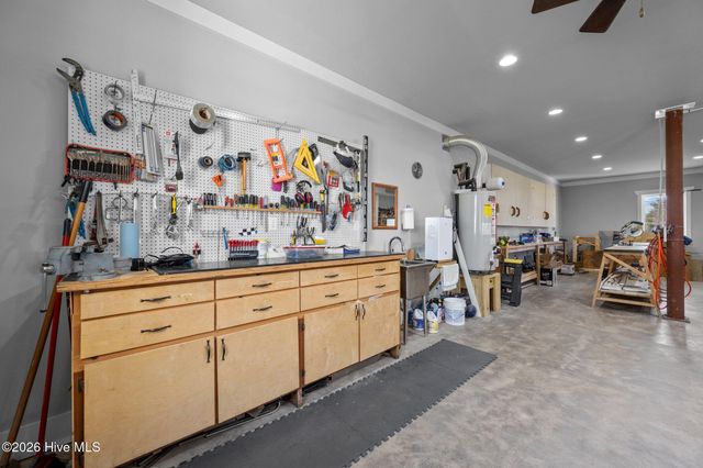 1044 Mallard Bay Road, Hampstead, NC 28443