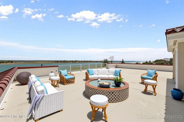 1044 Mallard Bay Road, Hampstead, NC 28443