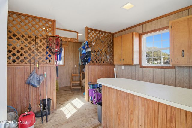 1044 Mallard Bay Road, Hampstead, NC 28443