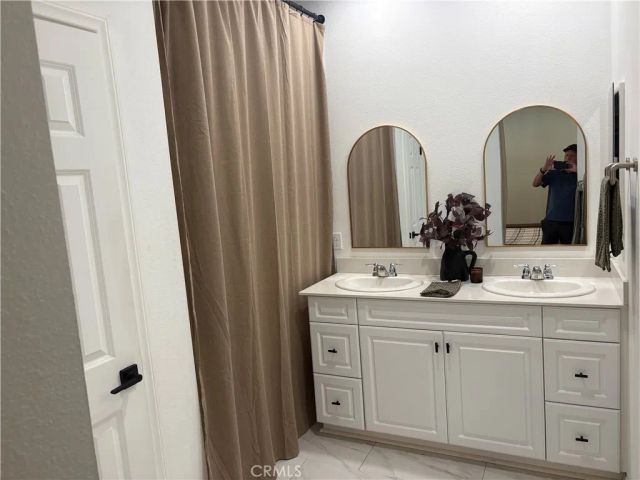 3672 Old Oak, San Jacinto, CA 92582