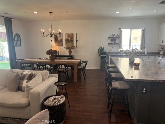 3672 Old Oak, San Jacinto, CA 92582