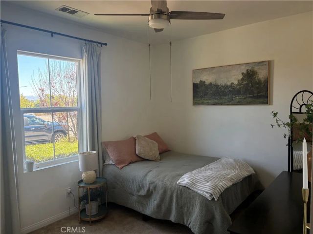 3672 Old Oak, San Jacinto, CA 92582