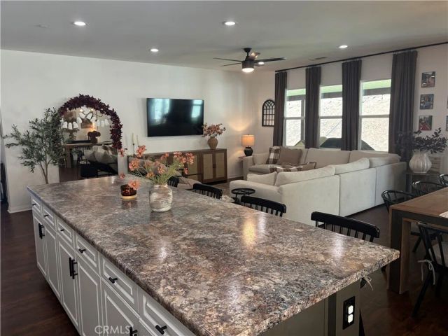 3672 Old Oak, San Jacinto, CA 92582