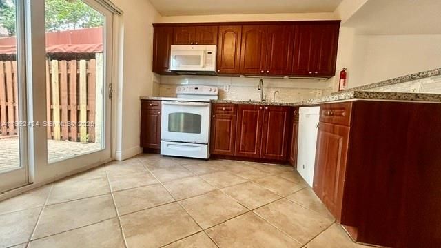 560 NW 82nd Place 306, Miami, FL 33126