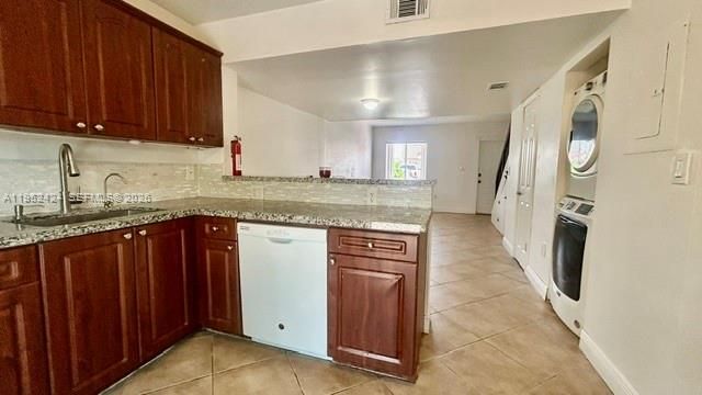 560 NW 82nd Place 306, Miami, FL 33126