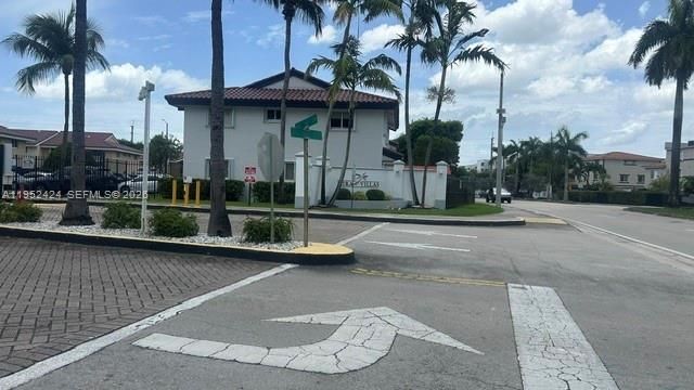 560 NW 82nd Place 306, Miami, FL 33126