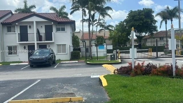 560 NW 82nd Place 306, Miami, FL 33126