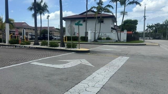 560 NW 82nd Place 306, Miami, FL 33126