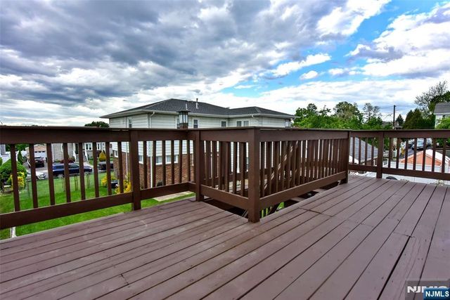 31 Leo Place, Lodi, NJ 07644