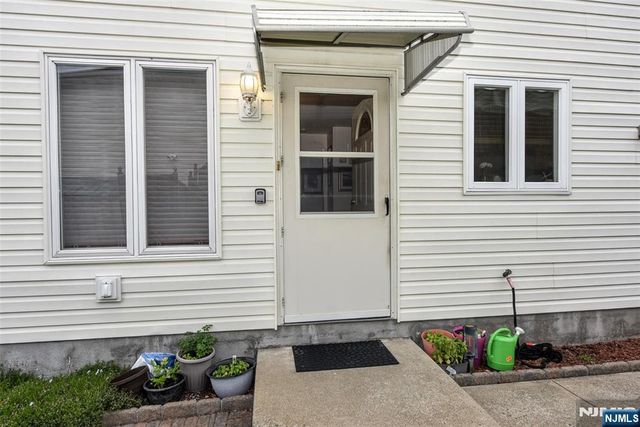 31 Leo Place, Lodi, NJ 07644