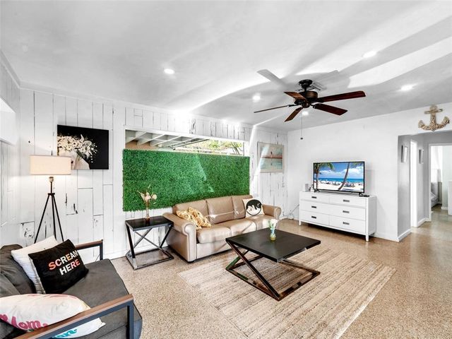 1507 GARFIELD Street, Hollywood, FL 33020