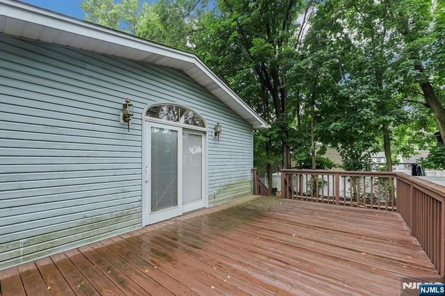 195 Bergen Avenue, New Milford, NJ 07646