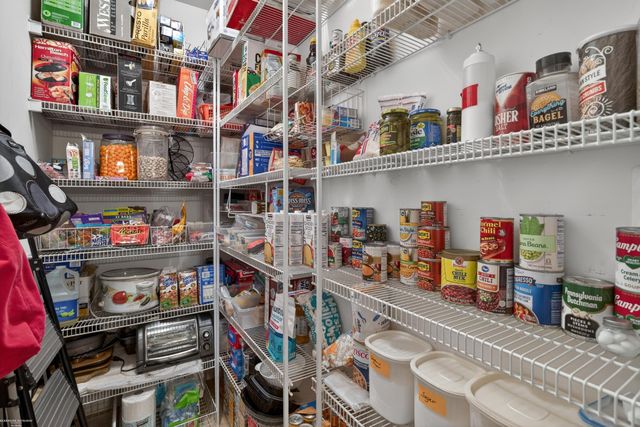 62734 Morningside Drive, Washington Twp, MI 48094