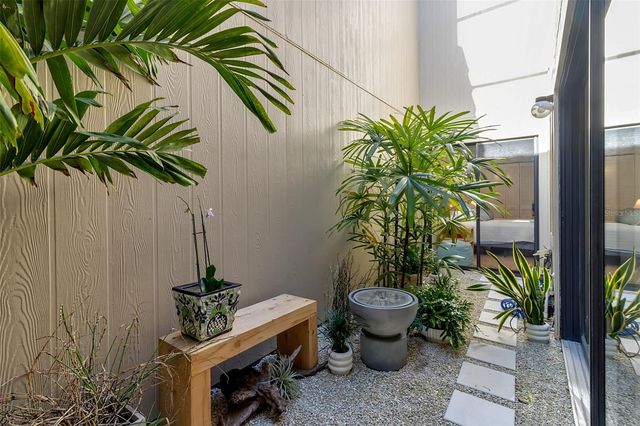 2341 HARBOUR OAKS DRIVE, Longboat Key, FL 34228