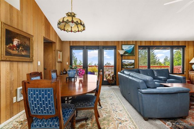 1801 Seaview Avenue, Coupeville, WA 98239