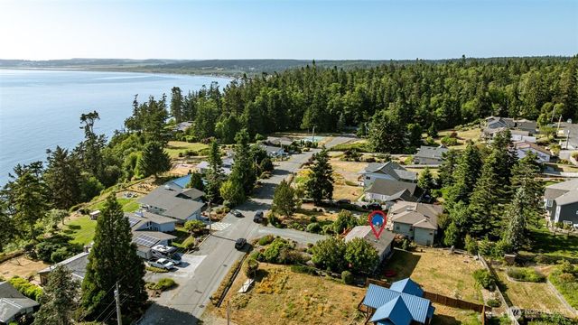 1801 Seaview Avenue, Coupeville, WA 98239