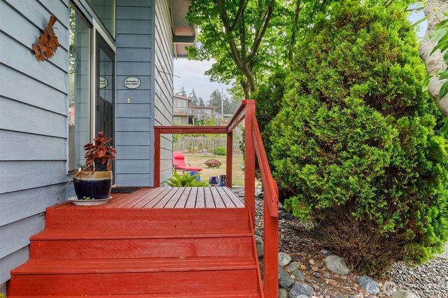1801 Seaview Avenue, Coupeville, WA 98239