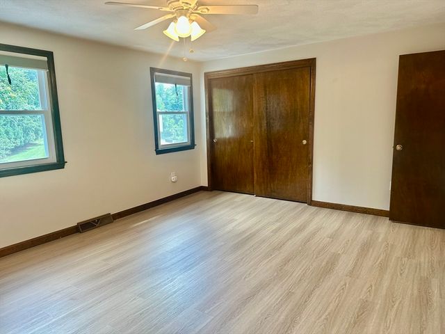 52 Frederick St 26, Dracut, MA 01826