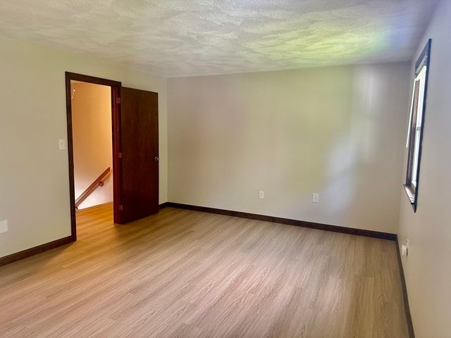 52 Frederick St 26, Dracut, MA 01826