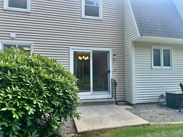 52 Frederick St 26, Dracut, MA 01826