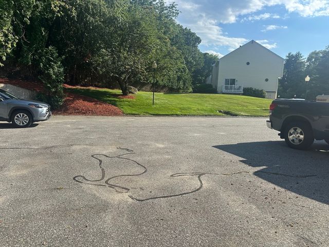 52 Frederick St 26, Dracut, MA 01826