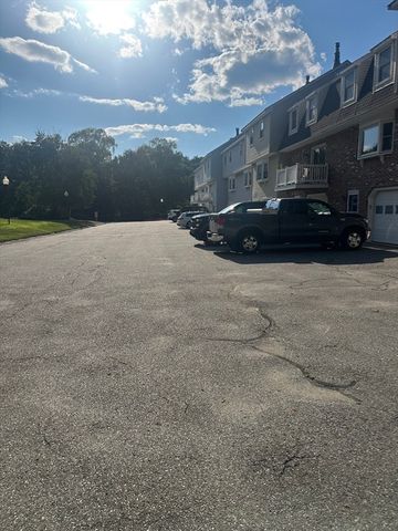 52 Frederick St 26, Dracut, MA 01826