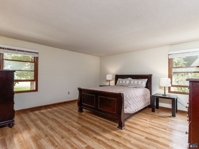 54 Valley View Drive 54, Hamden, CT 06518
