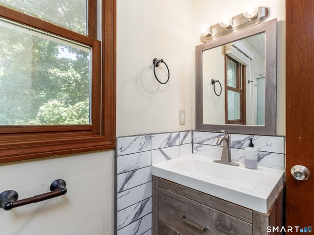 54 Valley View Drive 54, Hamden, CT 06518