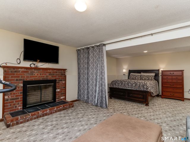 54 Valley View Drive 54, Hamden, CT 06518