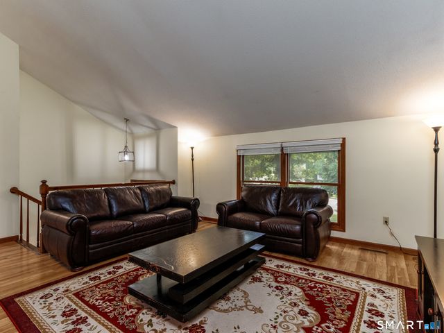 54 Valley View Drive 54, Hamden, CT 06518